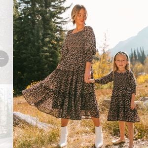 Ivy City Co smocked Demi dress size Large